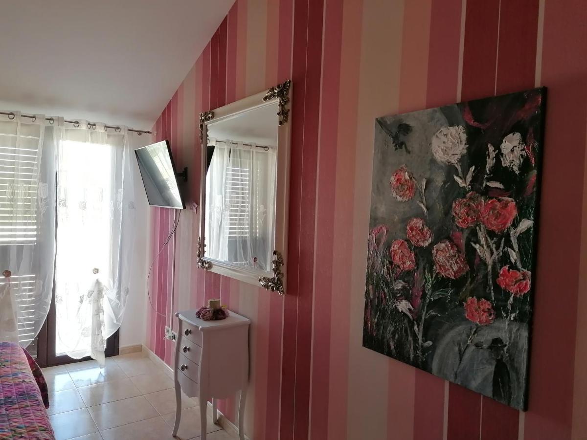 Gmb Villa Rosy Gela Eksteriør billede